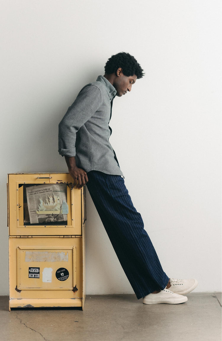 fit model posing in The Jack in Charcoal Twist Waffle