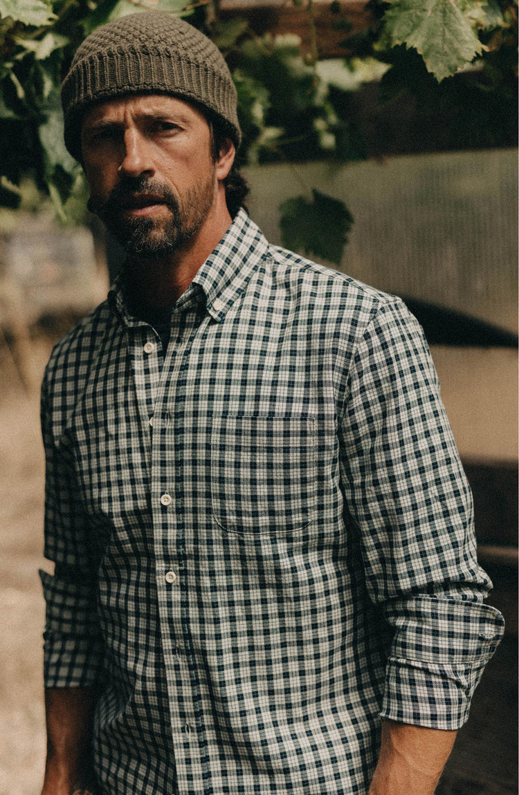 fit model walking wearing The Jack in Indigo Micro Check Oxford