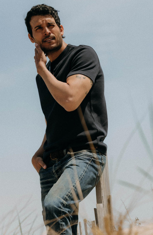 fit model posing in The Organic Cotton Short Sleeve Crew in Dark Navy Waffle