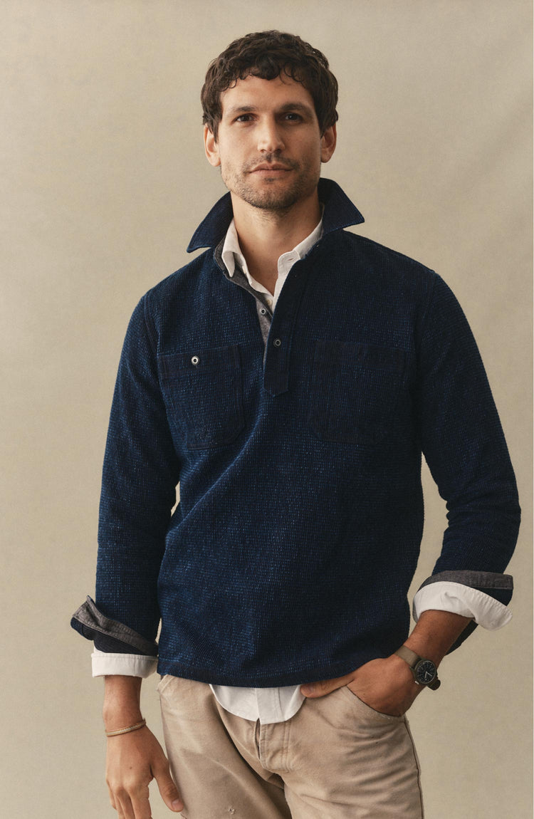 fit model posing in The Canal Popover in Rinsed Indigo