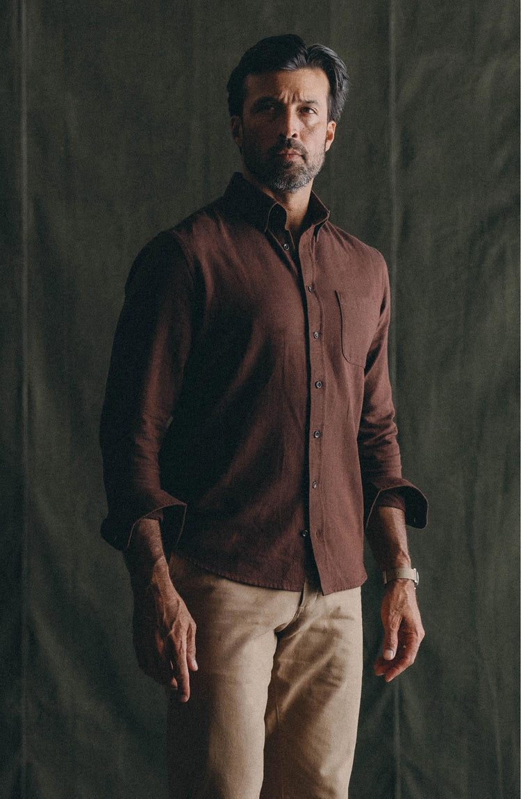 fit model posing in The Jack in Ginger Herringbone