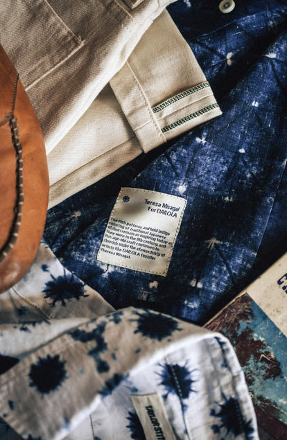Editorial Panel: The Short Sleeve Jack in Deep Navy Geo, Wovens by Taylor Stitch