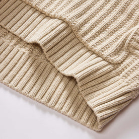 material shot of the hem on The Bryan Pullover Sweater in Flax Melange