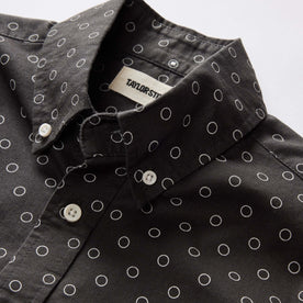 material shot of the button down collar on The Short Sleeve Jack in Asphalt Dot