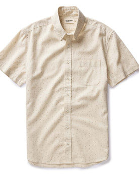 flatlay of The Short Sleeve Jack in Heather Oat Dot, Wovens by Taylor Stitch