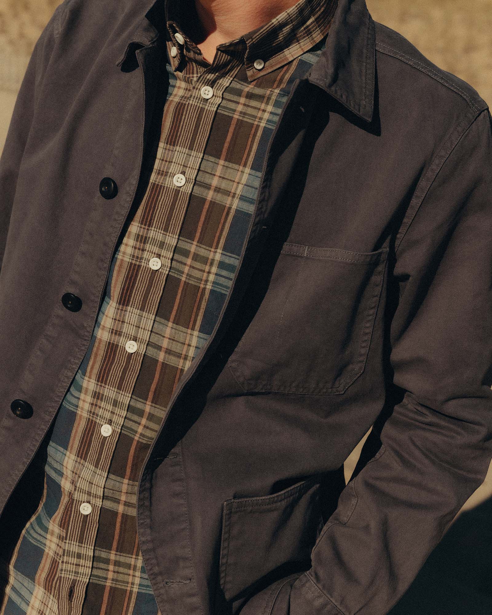 fit model walking in The Ojai Jacket in Organic Charcoal Foundation Twill, Outerwear by Taylor Stitch