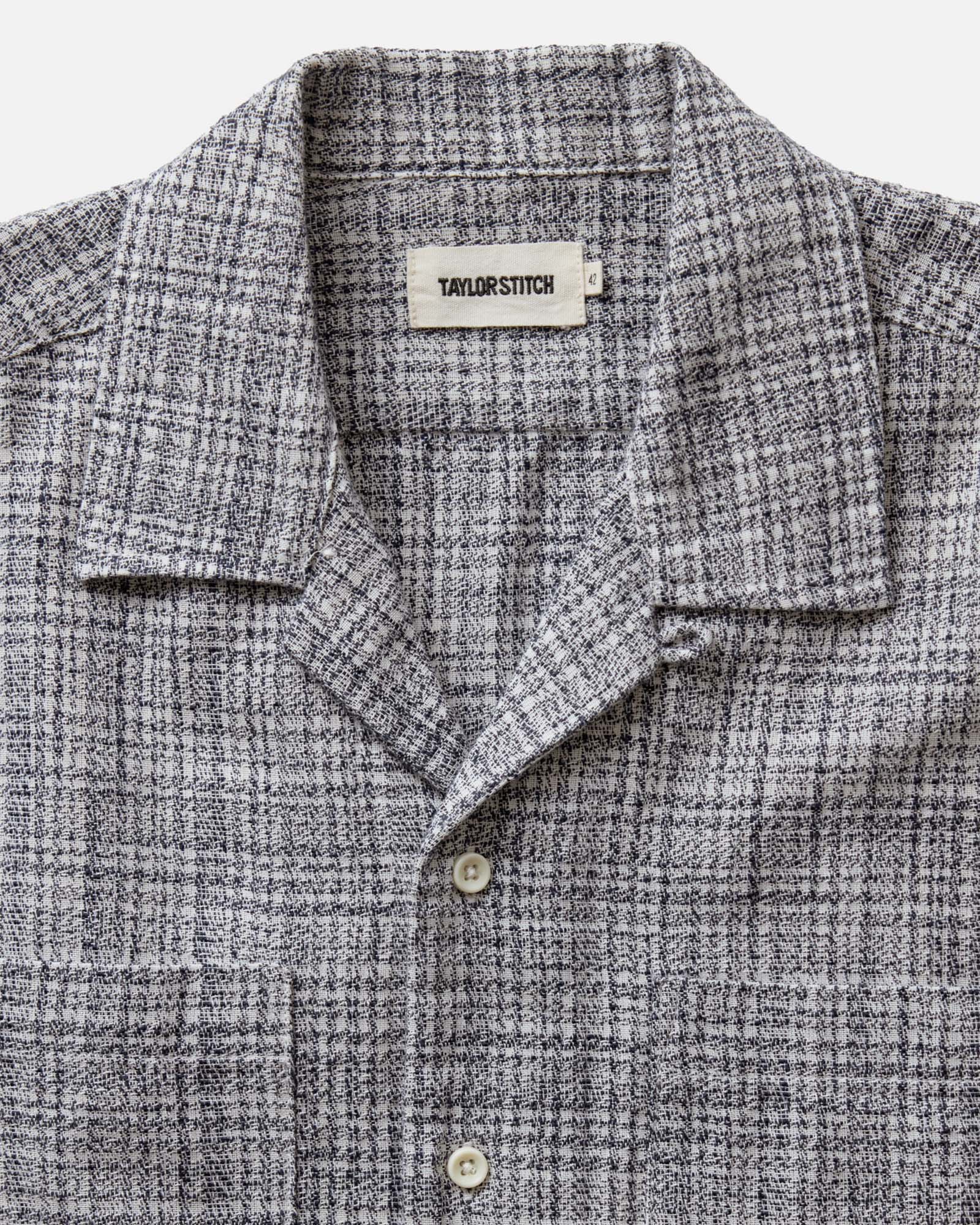 material shot of the collar on The Conrad Shirt in Cloud Cover Dobby, Wovens by Taylor Stitch