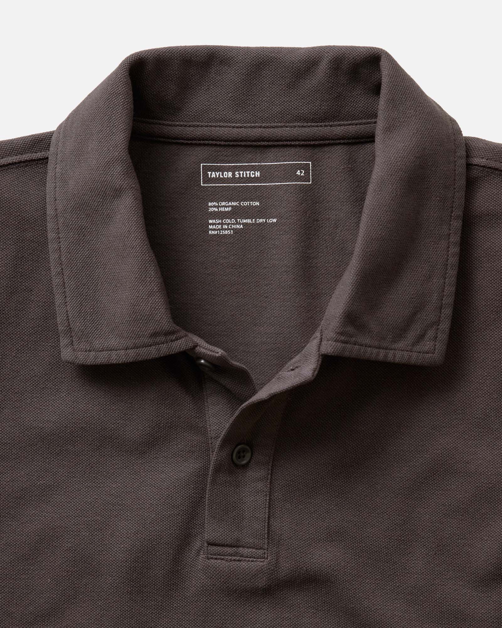material shot of the collar on The Cotton Hemp Polo in Asphalt Pique, Knits by Taylor Stitch