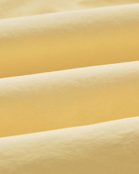 material shot of the fabric on The Jack in Straw Oxford, Wovens by Taylor Stitch