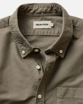 flatlay of The Jack in Smoked Olive Oxford, Wovens by Taylor Stitch