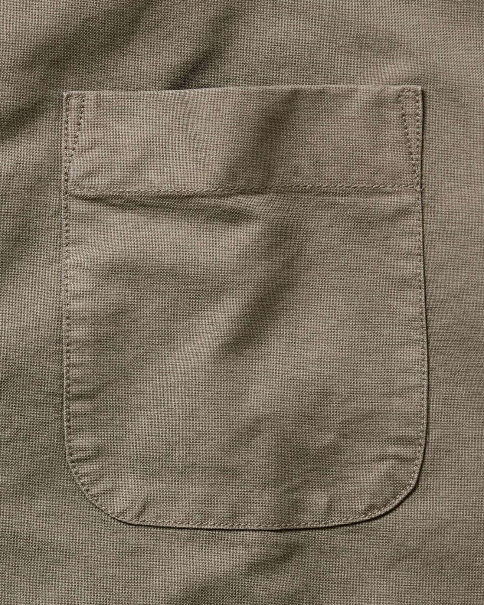 material shot of the back collar on The Jack in Smoked Olive Oxford, Wovens by Taylor Stitch