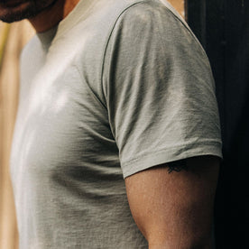 fit model showing off sleeve detail on The Cotton Hemp Tee in Sage