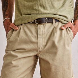 fit model showing the front of The Matlow Short in Dune Washed Herringbone