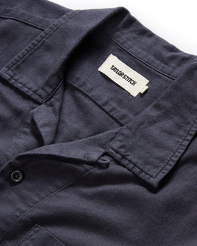 material shot of the camp collar on The Short Sleeve Hawthorne in Marine, Wovens by Taylor Stitch