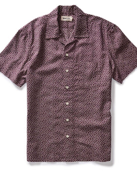 flatlay of The Short Sleeve Hawthorne in Port Shell, Wovens by Taylor Stitch