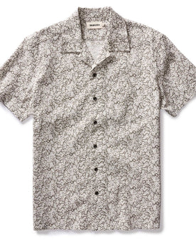 flatlay of The Short Sleeve Hawthorne in Tide Pool, Wovens by Taylor Stitch