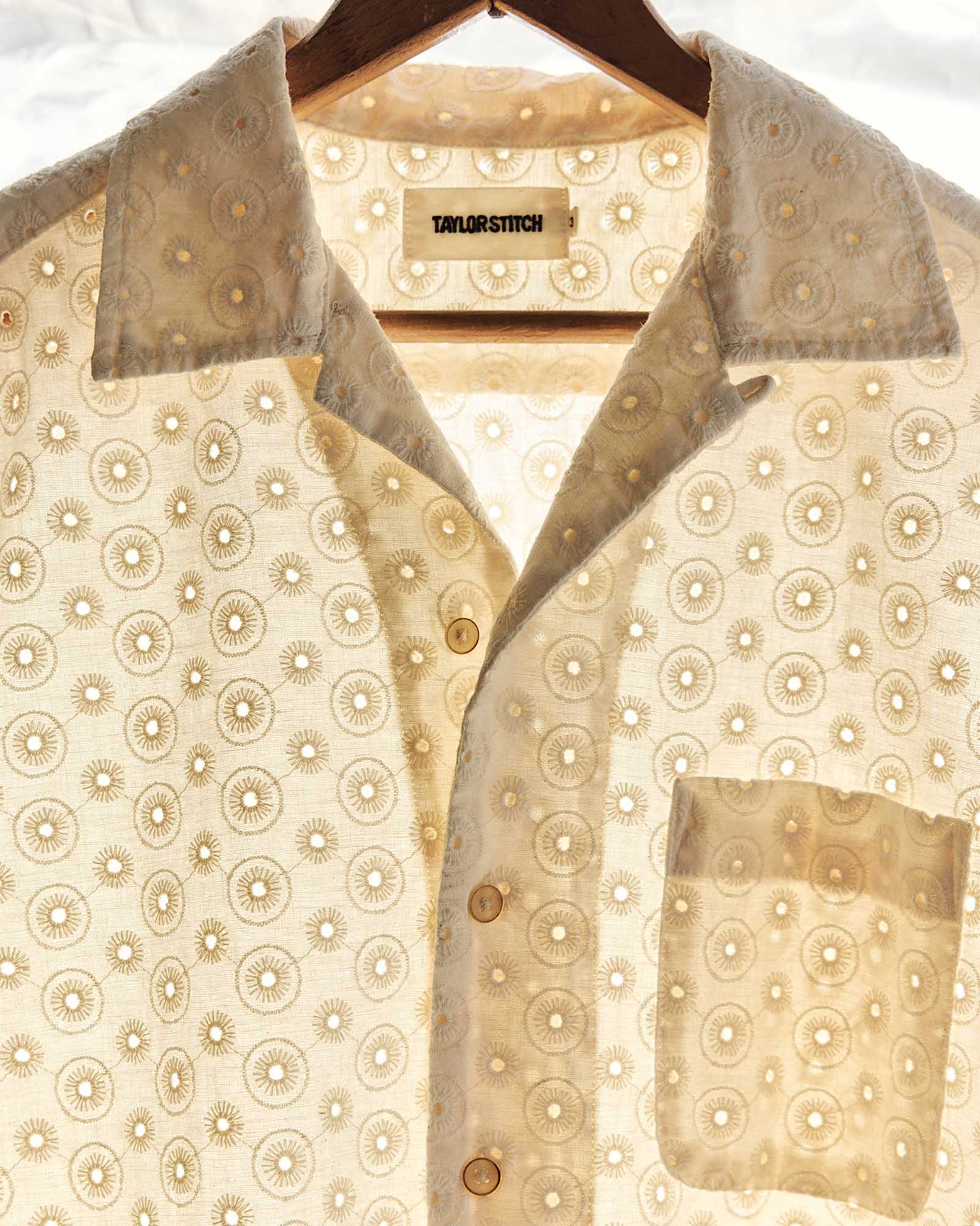 material shot of the collar on The Short Sleeve Hawthorne in Vintage White Embroidered Eyelet, Wovens by Taylor Stitch