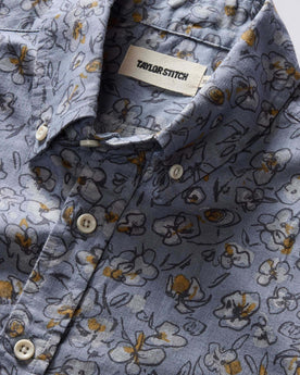 material shot of the collar on The Short Sleeve Jack in Light Blue Floral, Wovens by Taylor Stitch