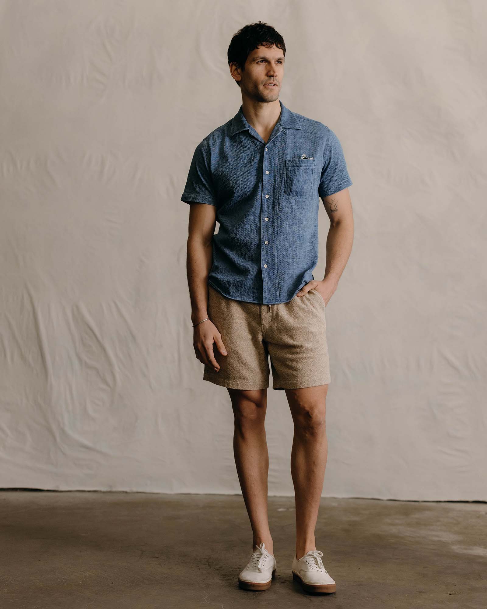 【IONSEOUL】Carmel Short Sleeve T Shirt 4JH142 The Short Sleeve Hawthorne - Men's Camp Shirts | Taylor Stitch