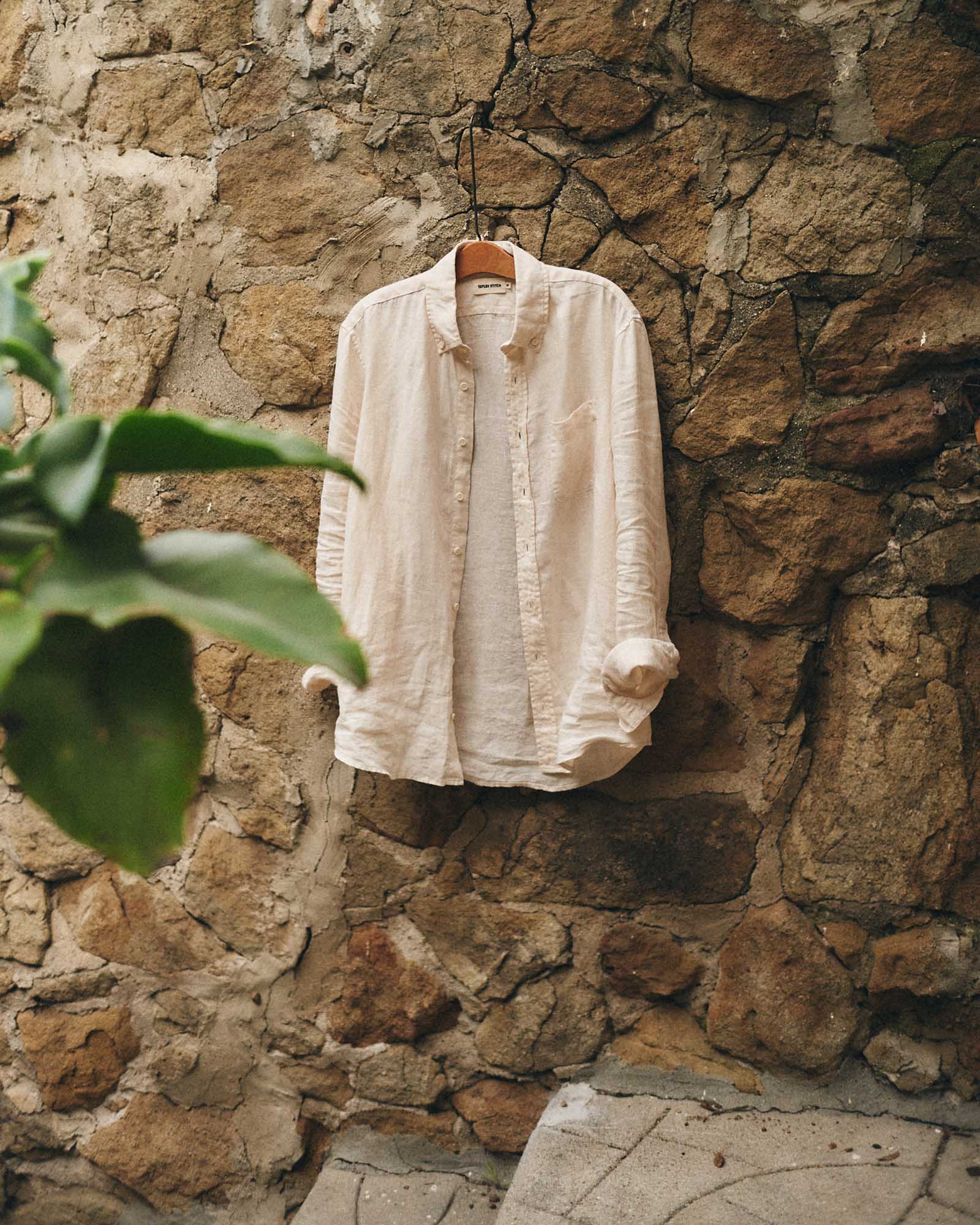 editorial image of The Jack in Vintage White Linen hanging, Wovens by Taylor Stitch