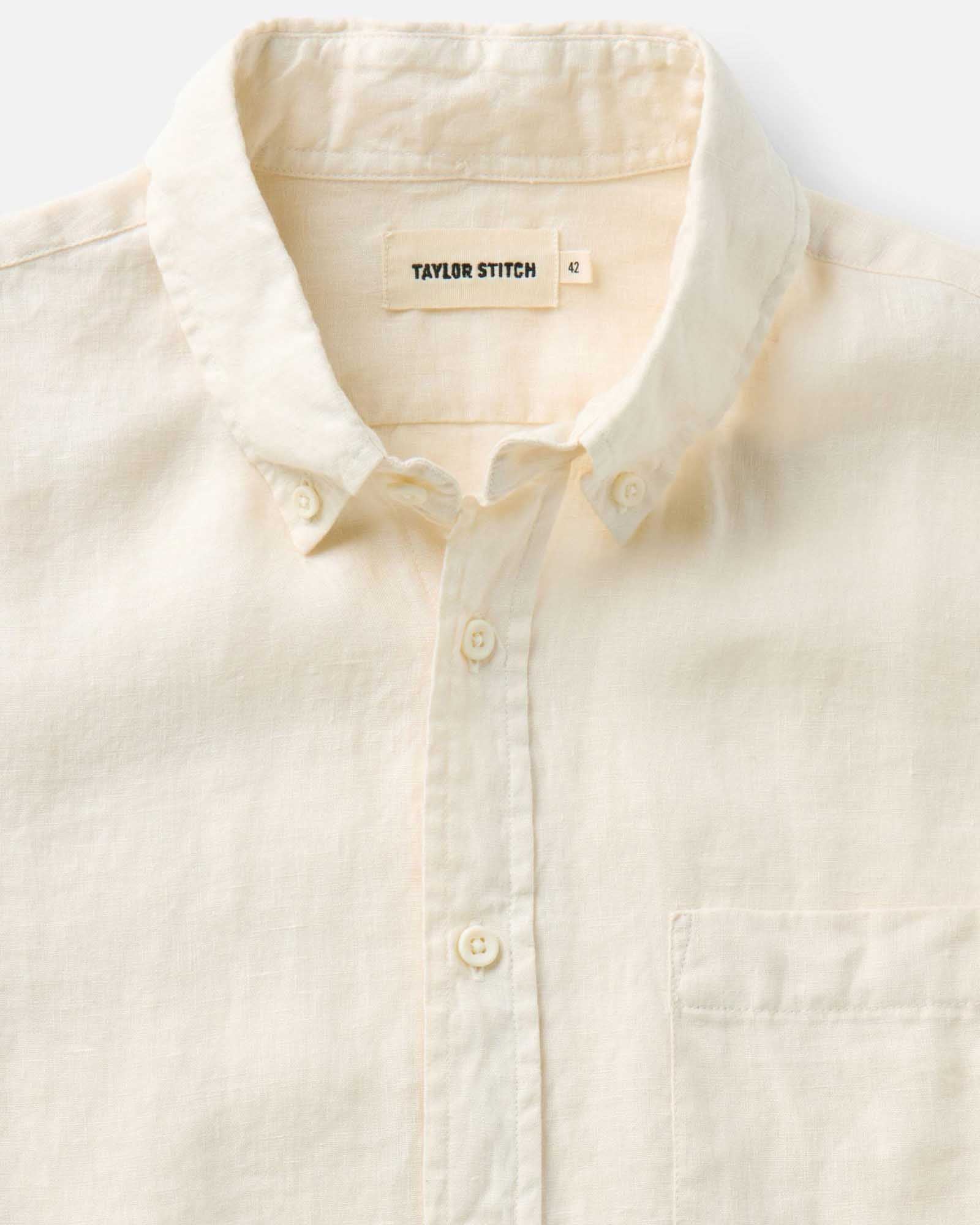material shot of the collar on The Jack in Vintage White Linen, Wovens by Taylor Stitch