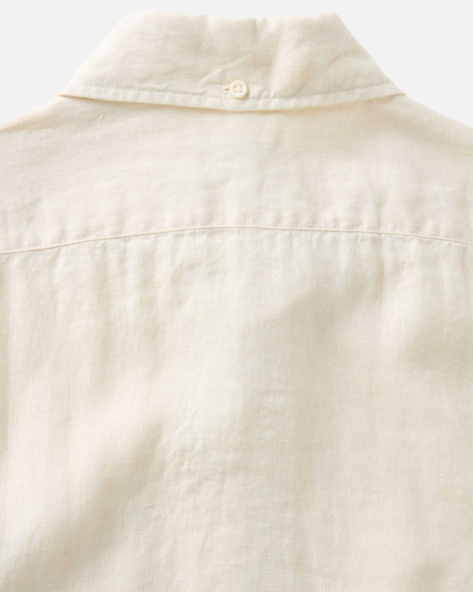 material shot of the back collar on The Jack in Vintage White Linen, Wovens by Taylor Stitch