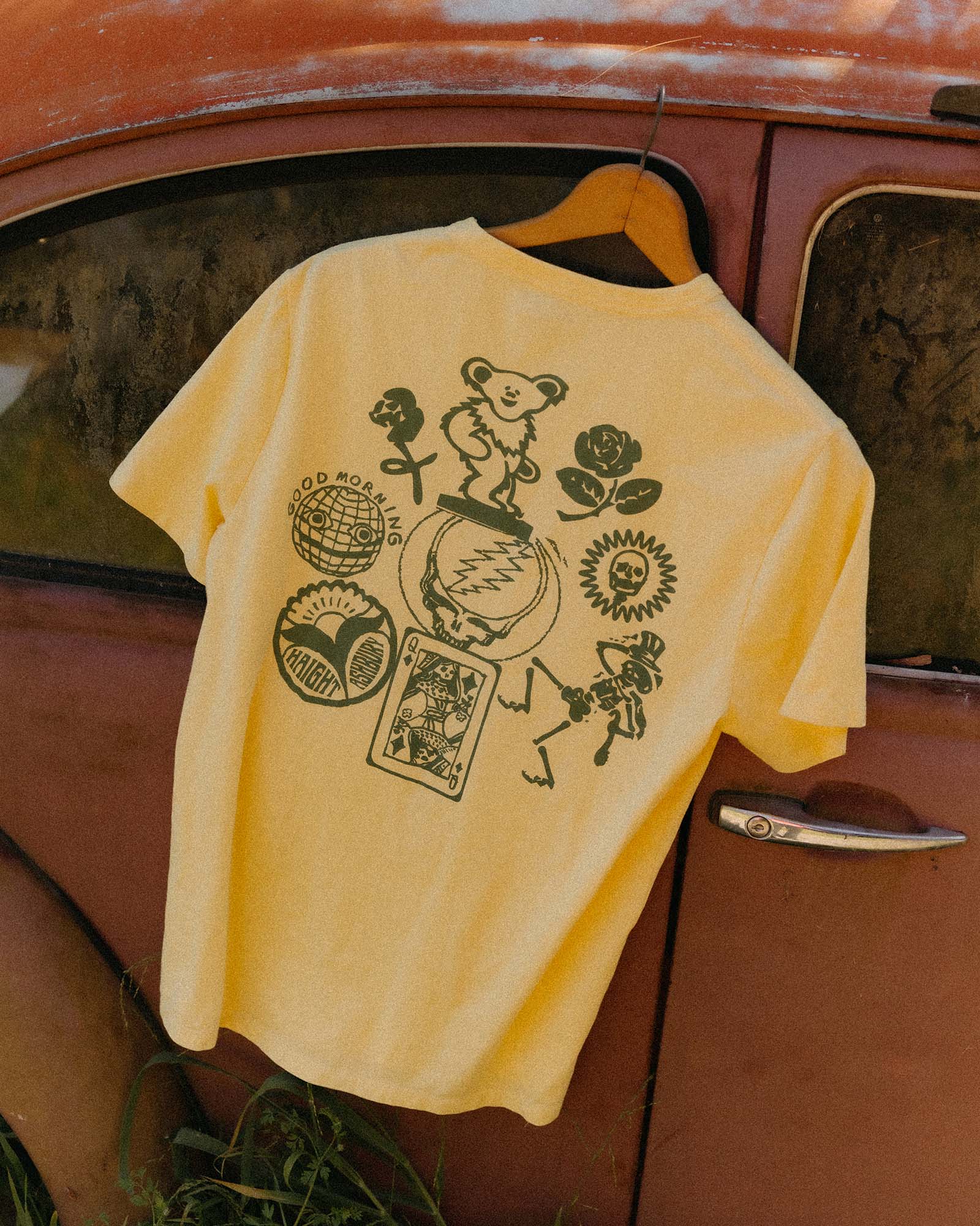 editorial image of the back of The Organic Cotton Tee in Lemon Stamp, Knits by Taylor Stitch