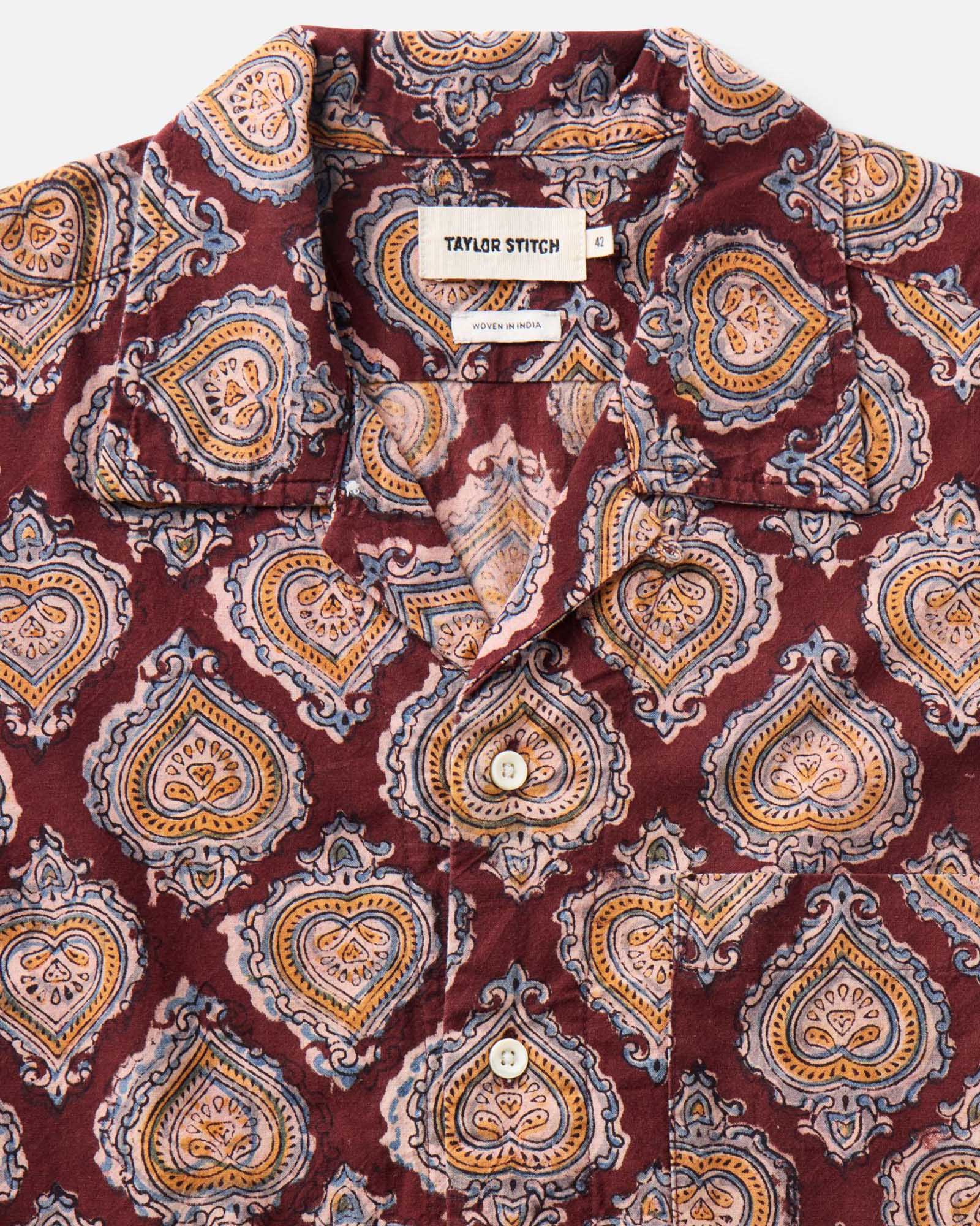 material shot of the collar on The Hawthorne Shirt in Sangria Block Print, Wovens by Taylor Stitch