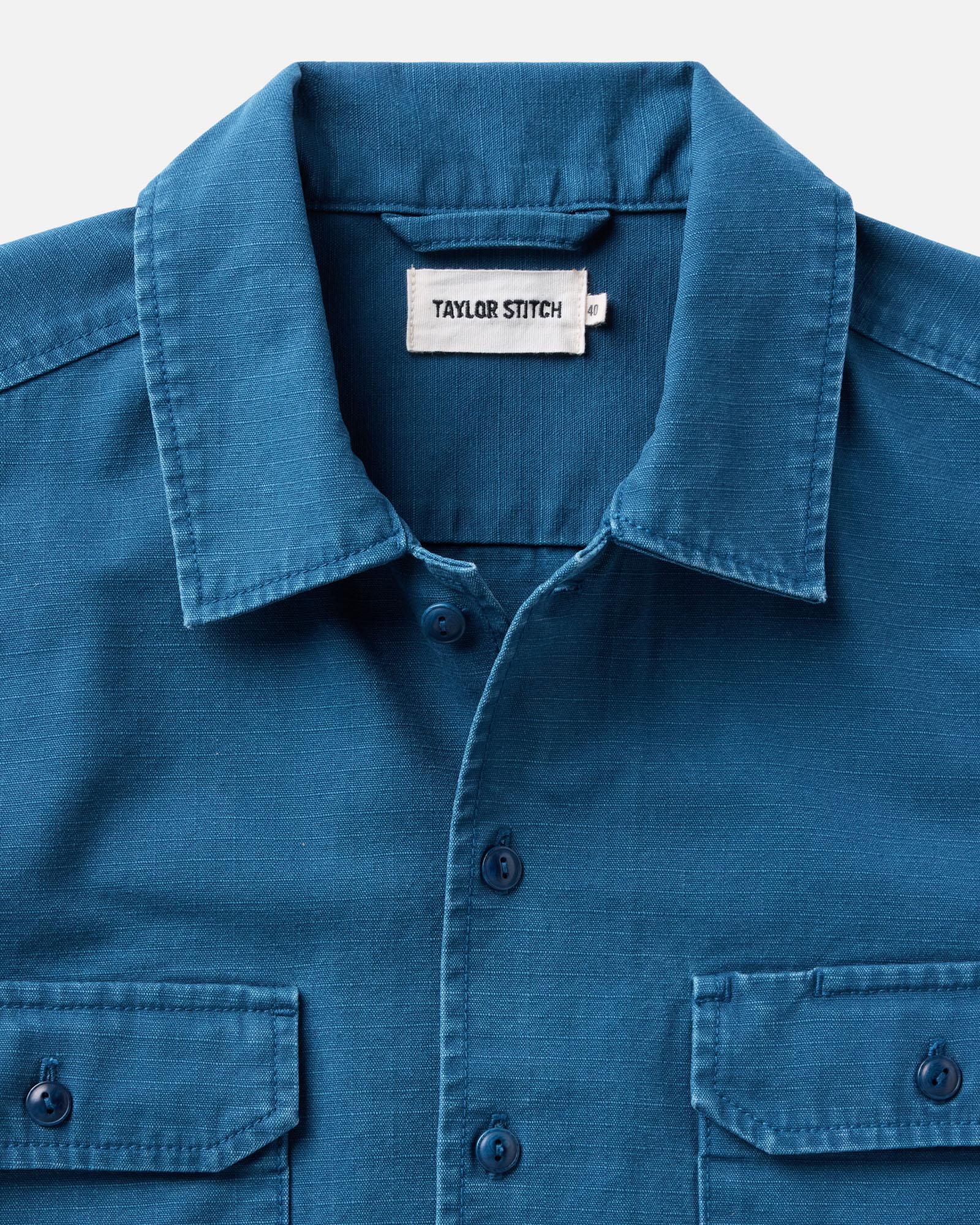 material shot of the collar on The Short Sleeve Mechanic Shirt in Atlantic Ripstop, Wovens by Taylor Stitch