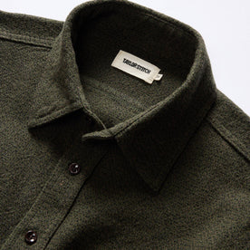 material shot of the collar on The Ledge Shirt in Dark Forest Linen Tweed