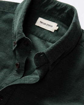 material shot of the collar on The Jack in Pine Heathered Pincord, Wovens by Taylor Stitch