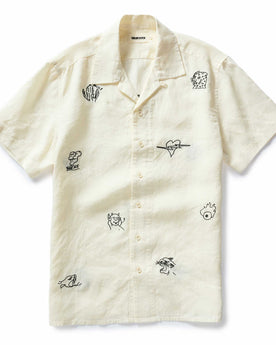 flatlay of The Short Sleeve Davis Shirt in Embroidered Natural, Wovens by Taylor Stitch