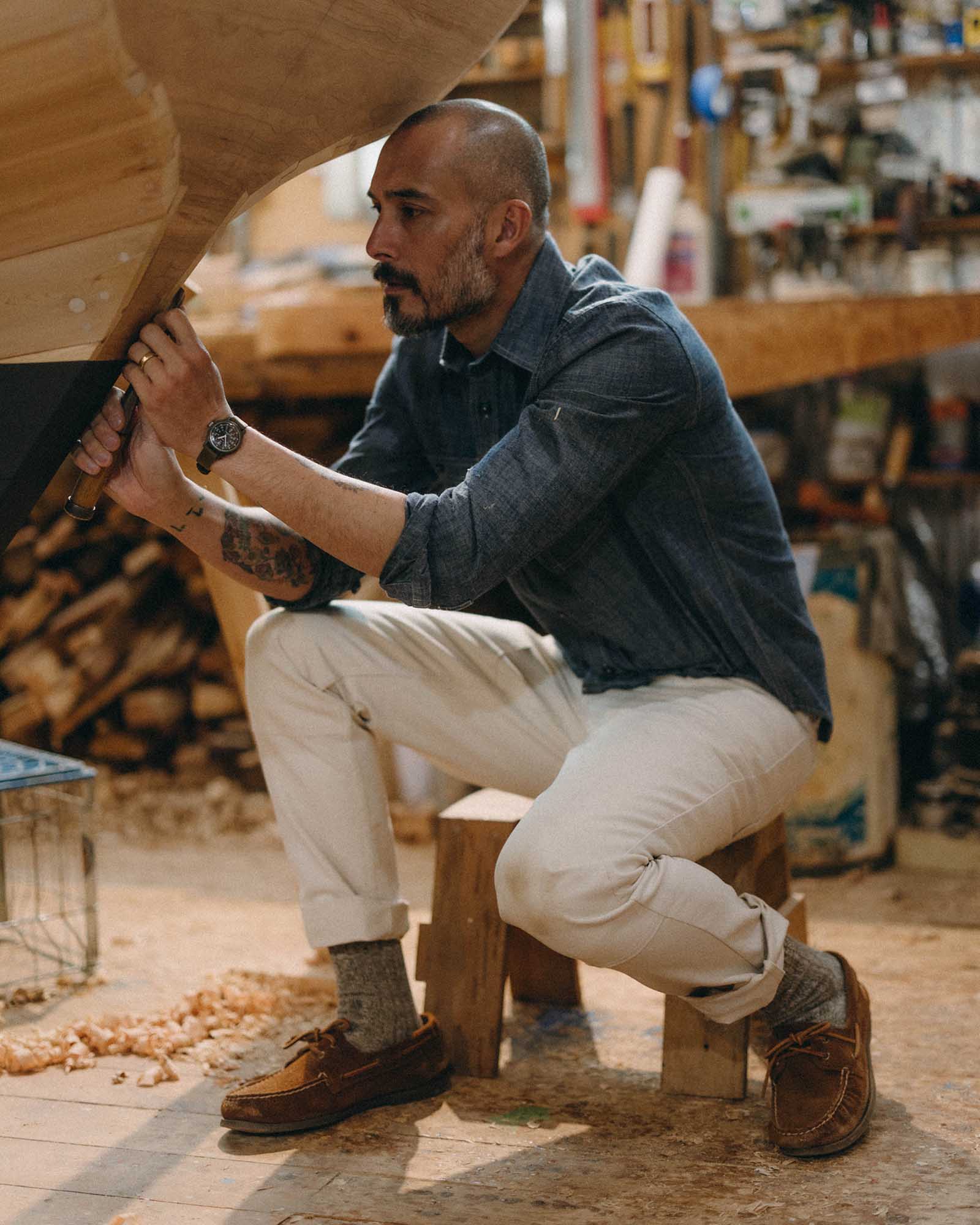 The Foundry Shirt in Rinsed Indigo Chambray: Alternate Image 2, Wovens by Taylor Stitch
