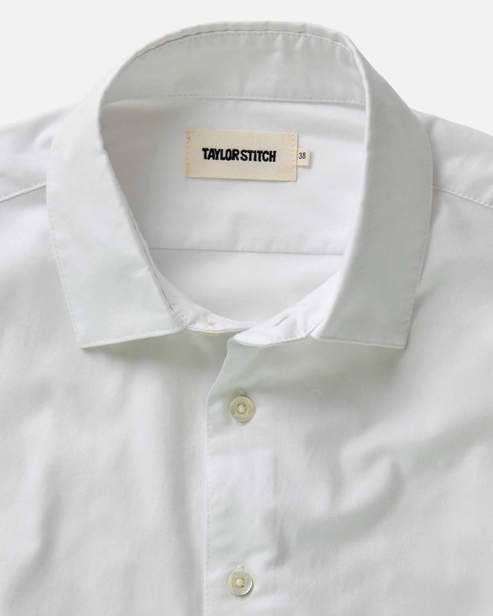 material shot of the collar on The Hyde Shirt in White Pinpoint Oxford, Wovens by Taylor Stitch
