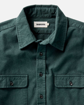 material shot of the collar on The Yosemite Shirt in Dark Forest, Wovens by Taylor Stitch
