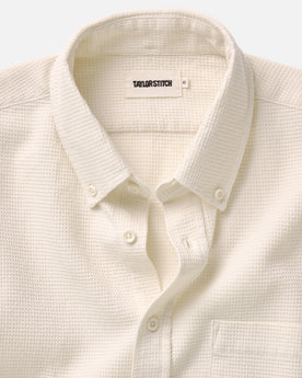 material shot of the collar on The Jack in Vintage White Waffle, Wovens by Taylor Stitch
