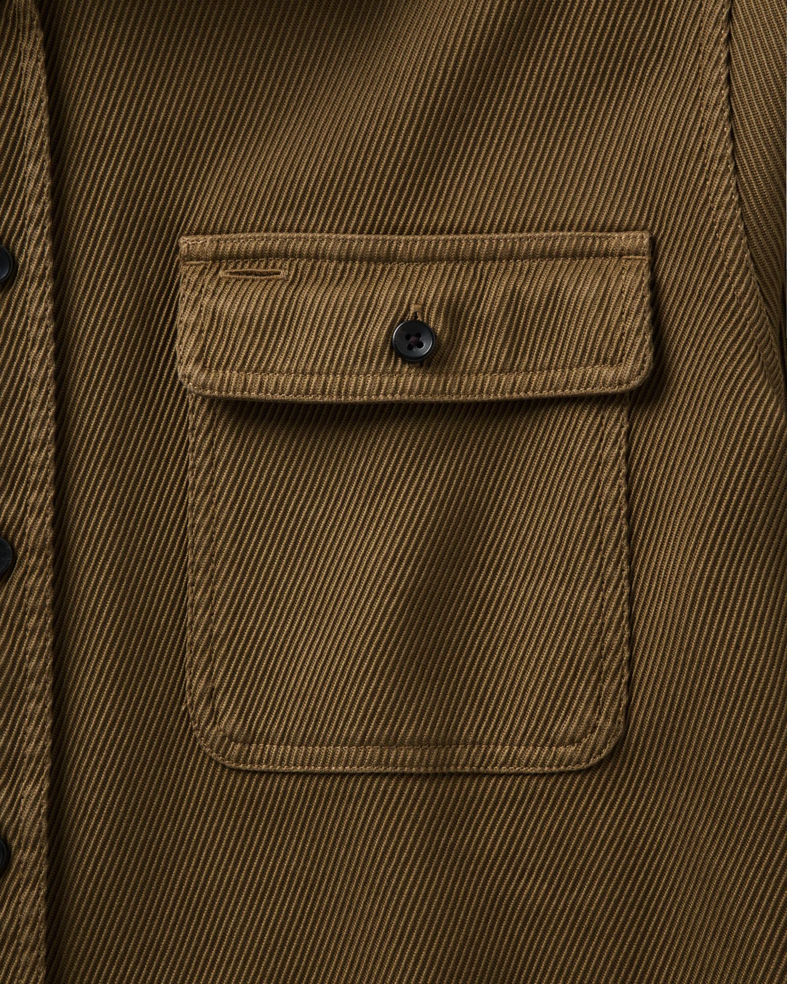 material shot of the pocket on The Ledge Shirt in Bay Leaf Twill, Wovens by Taylor Stitch