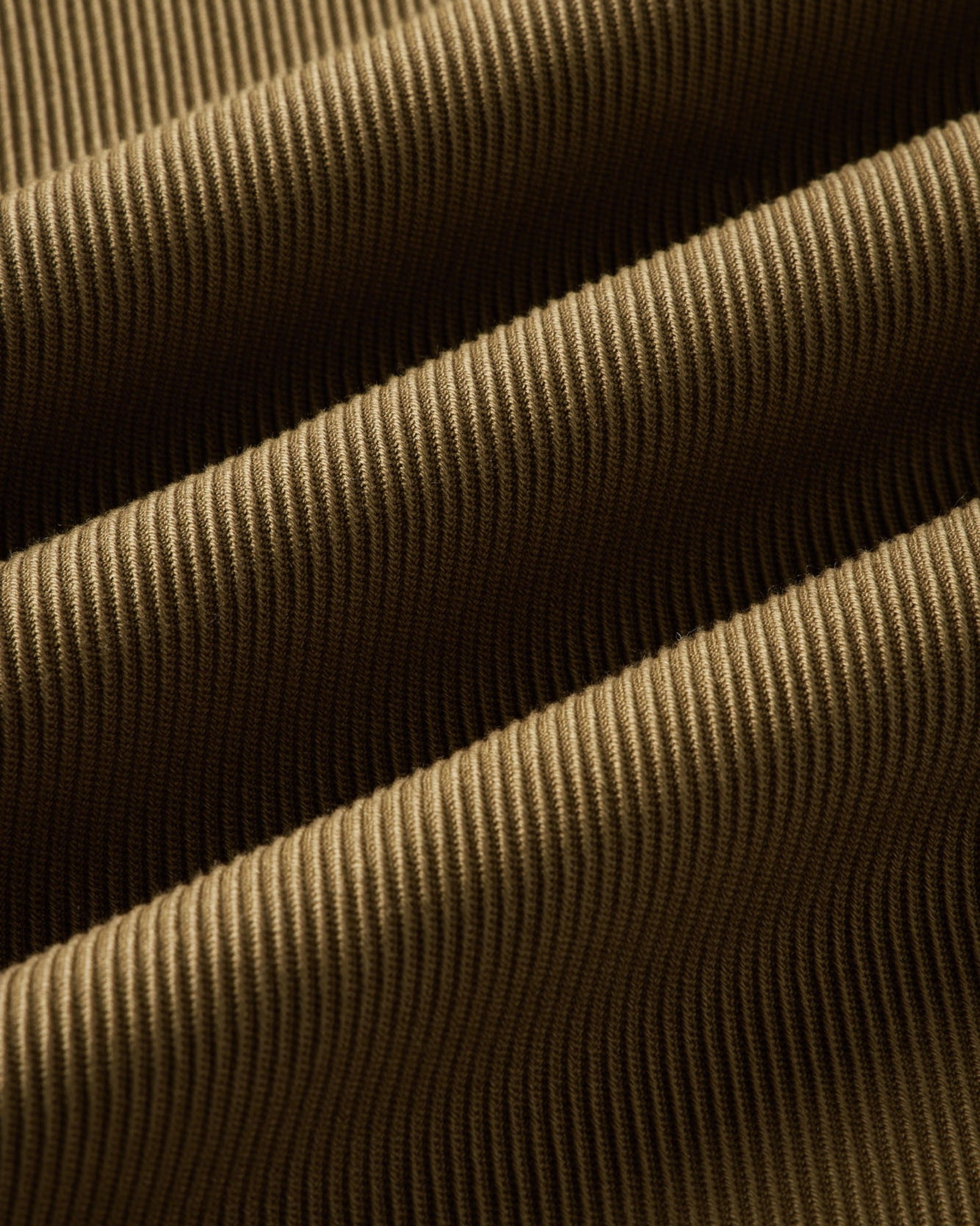material shot of the fabric on The Ledge Shirt in Bay Leaf Twill, Wovens by Taylor Stitch
