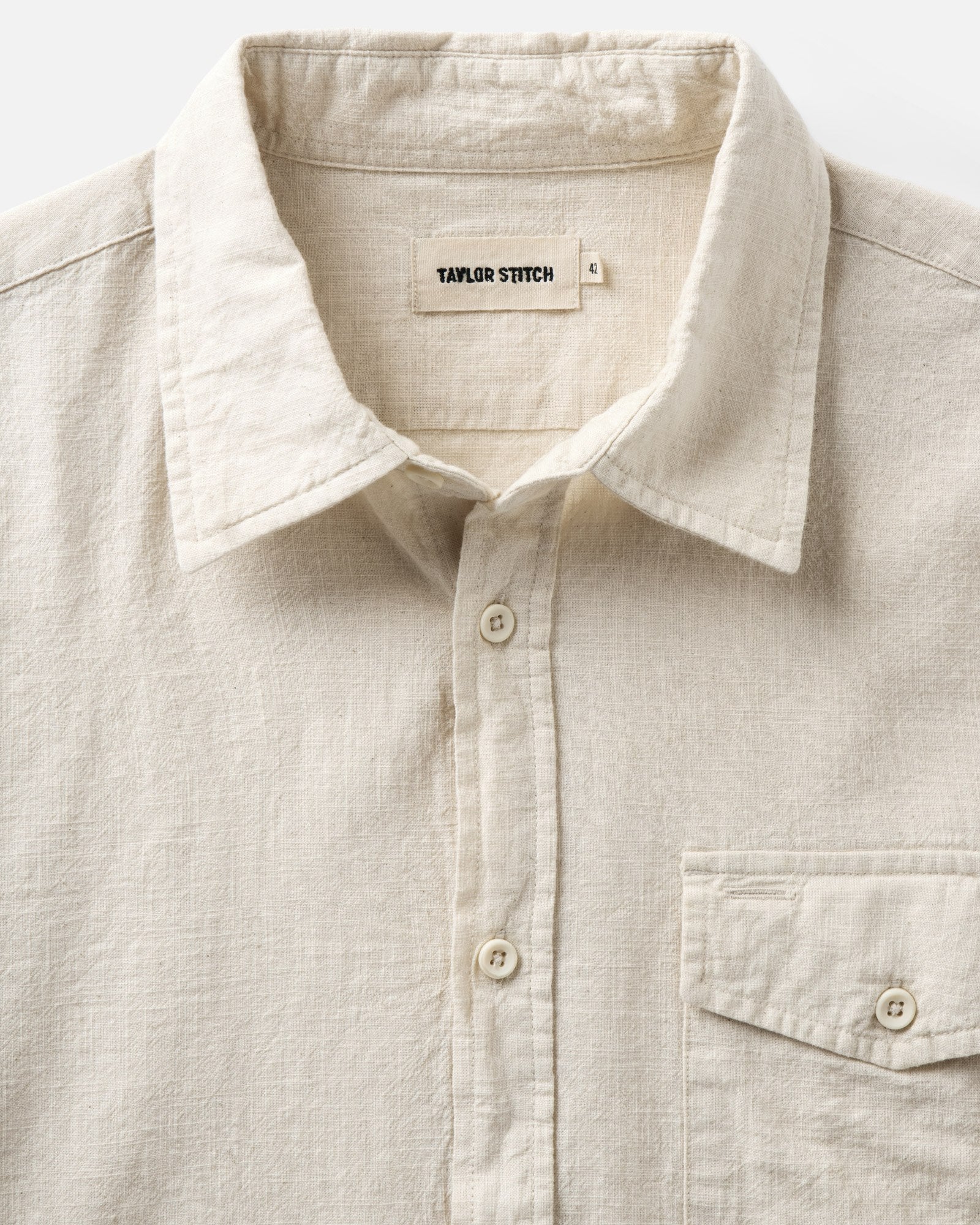 material shot of the collar on The Quincy Shirt in Vintage White Slub, Wovens by Taylor Stitch