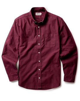 material shot of the button down collar on The Jack in Burgundy Oxford, Wovens by Taylor Stitch