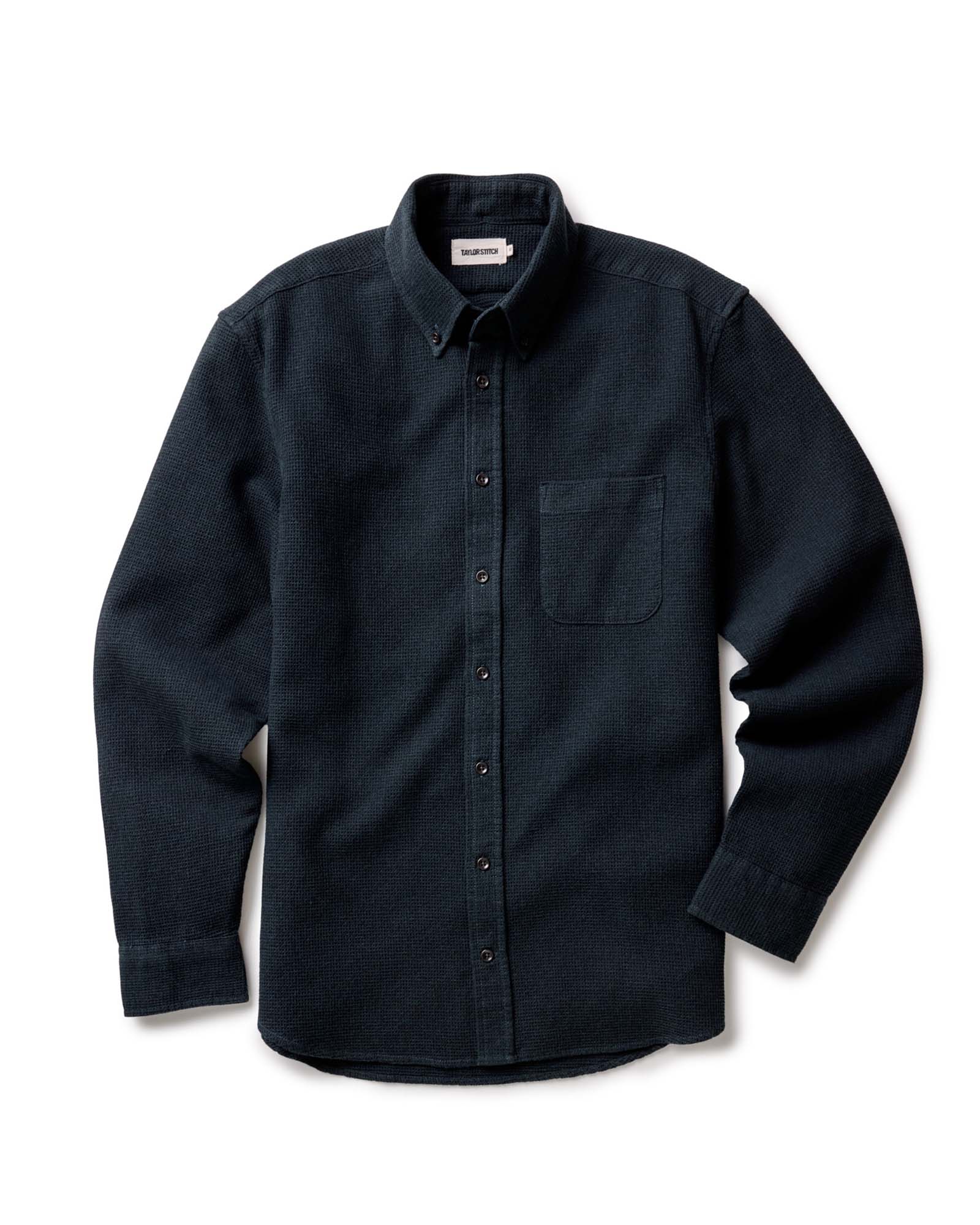 material shot of the button down collar on The Jack in Forest Waffle, Wovens by Taylor Stitch