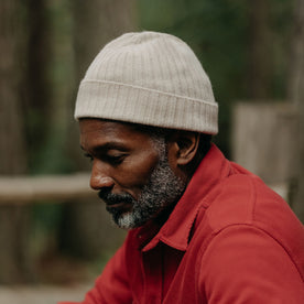 fit model in The Rib Beanie in Oat Heather