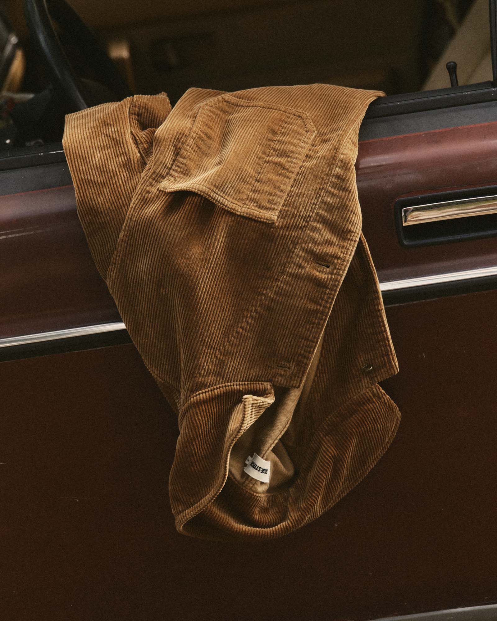 fit model walking wearing The Ojai Jacket in Bourbon Corduroy, Outerwear by Taylor Stitch