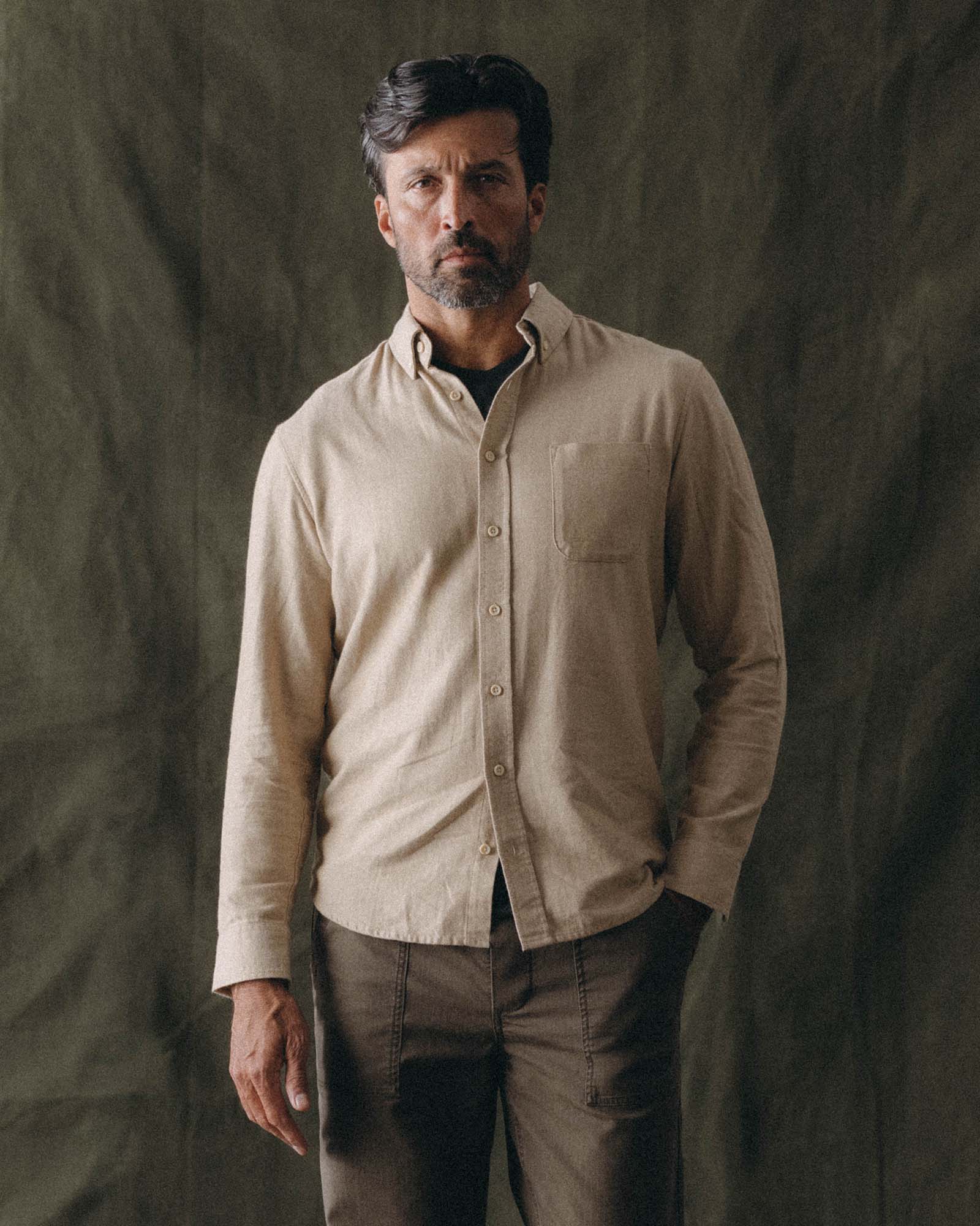 fit model posing in The Jack in Sand Herringbone, Wovens by Taylor Stitch