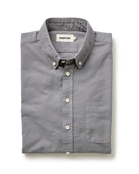 flatlay of The Jack in Smoke Oxford, Wovens by Taylor Stitch