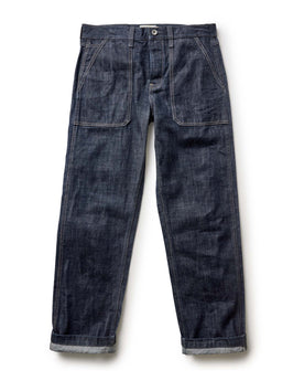 fit model with a rag in the pocket of The Mariner Jean in Rinse Organic Selvedge, Bottoms by Taylor Stitch