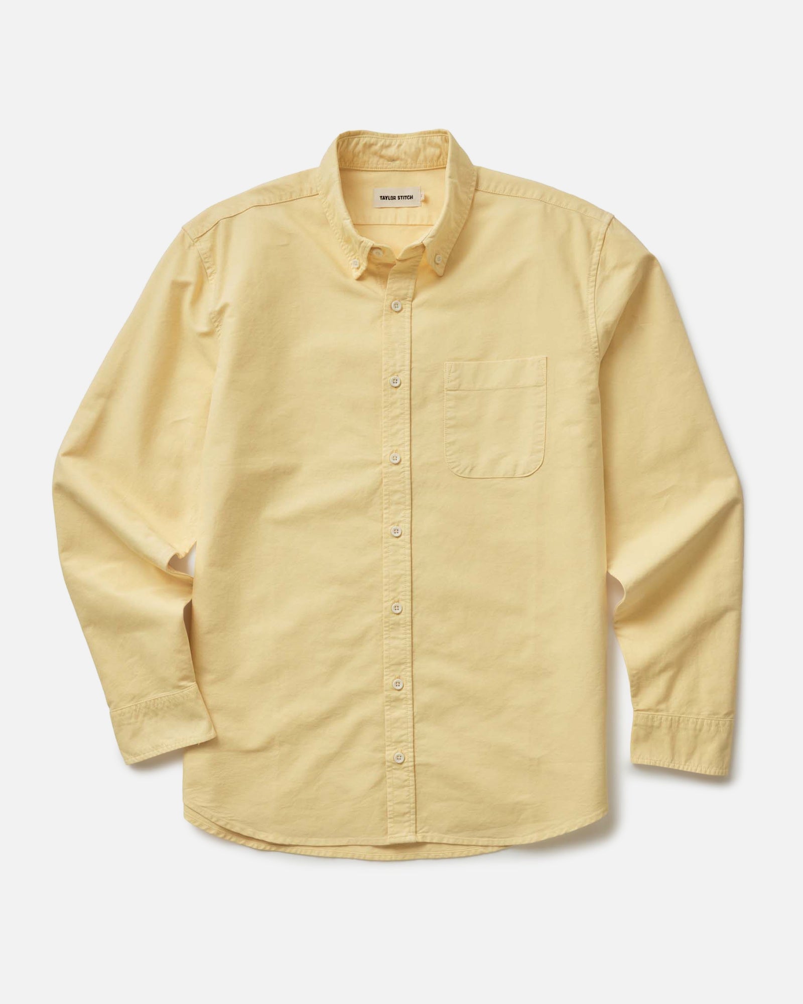 flatlay of The Jack in Straw Oxford, Wovens by Taylor Stitch