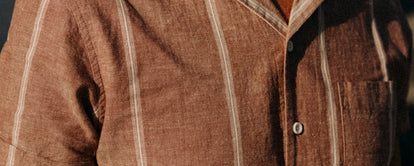 Model in The Short Sleeve Hawthorne Linen Shirt