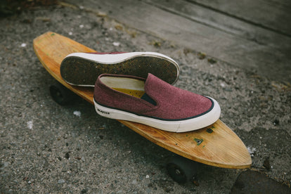 Shot of the Sano sneakers on a skateboard.