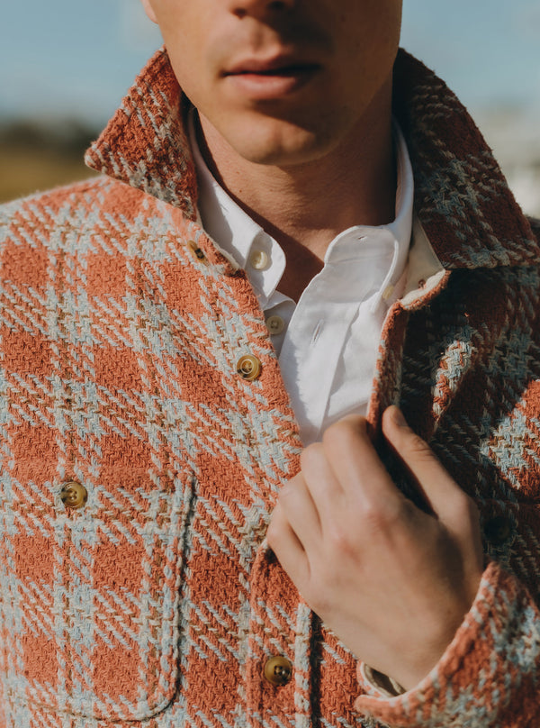 Oversized twill texture of the Cutter Overshirt